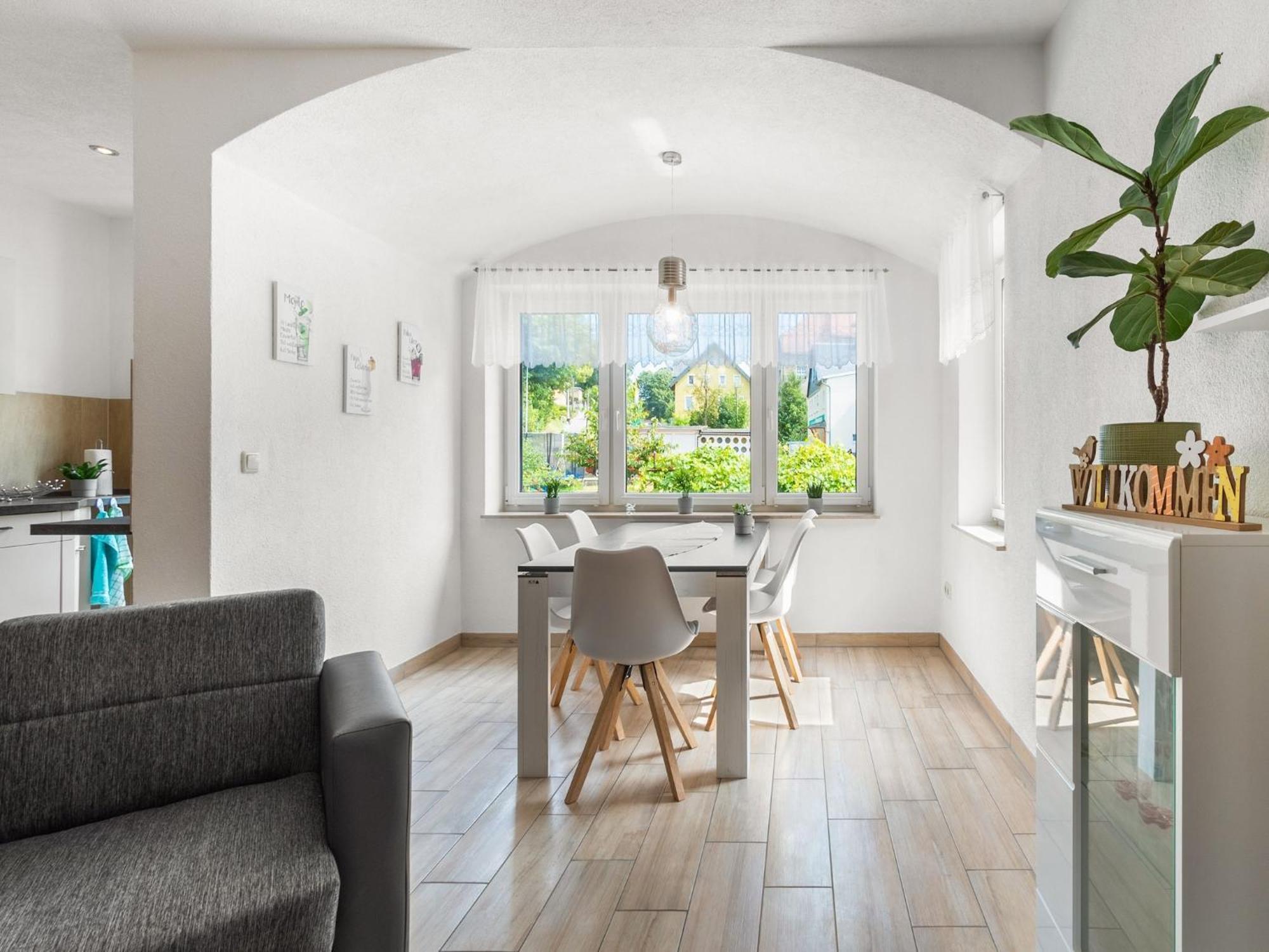 Modern Apartment In Sebnitz With A Terrace In Sebnitz Exteriör bild