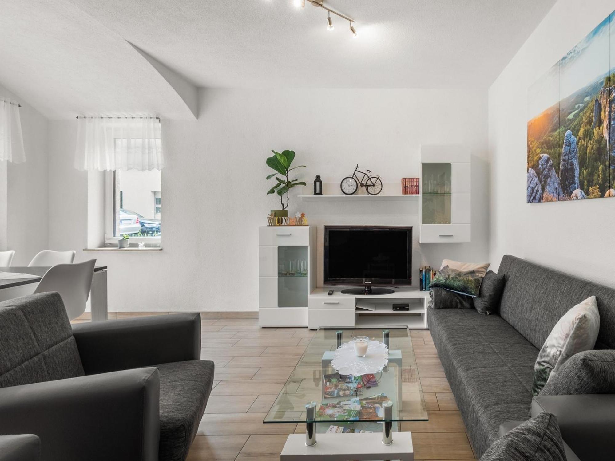Modern Apartment In Sebnitz With A Terrace In Sebnitz Exteriör bild